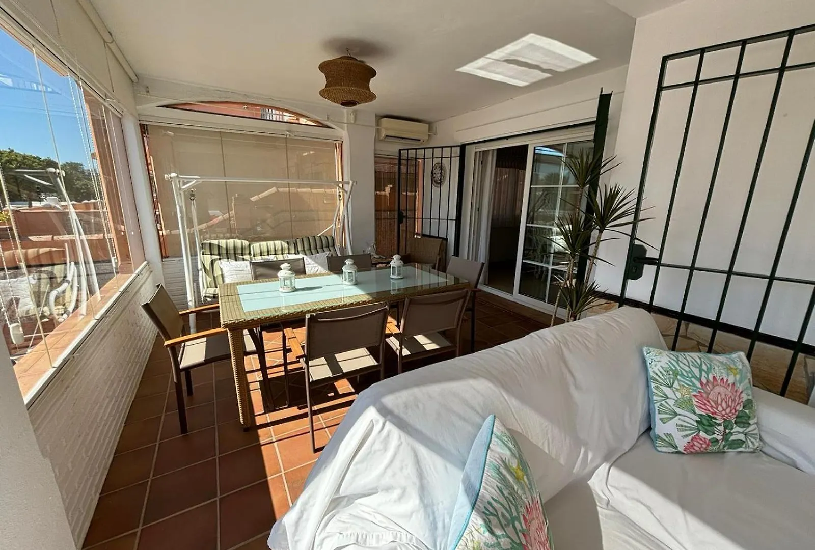 Chalet Con Piscina Privada En Primera Linea De Playa 托雷莫利诺斯 西班牙