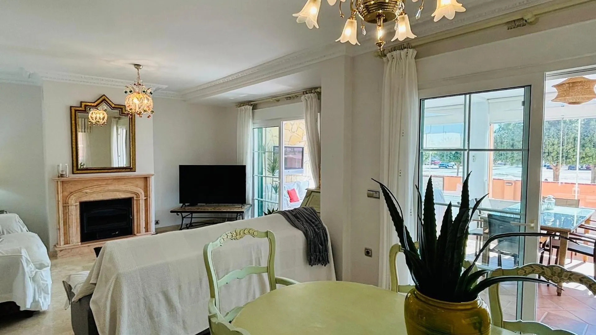 别墅 Chalet Con Piscina Privada En Primera Linea De Playa 托雷莫利诺斯
