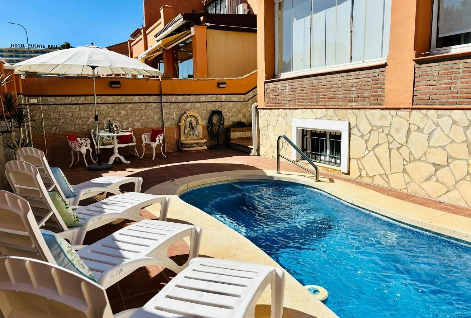 别墅 Chalet Con Piscina Privada En Primera Linea De Playa 托雷莫利诺斯