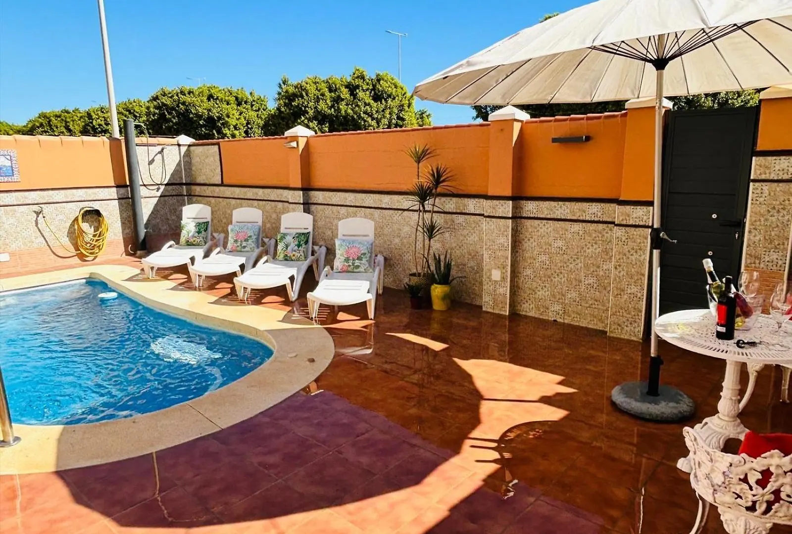 Chalet Con Piscina Privada En Primera Linea De Playa 托雷莫利诺斯